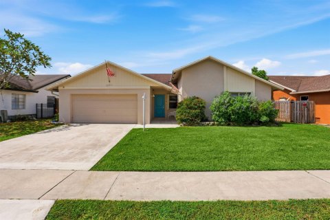 Villa ou maison à Boca Raton, Floride 3 chambres, 171.68 m2 № 2419422