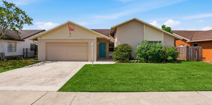 Villa ou maison à Boca Raton, Floride 3 chambres, 171.68 m2 № 2419422