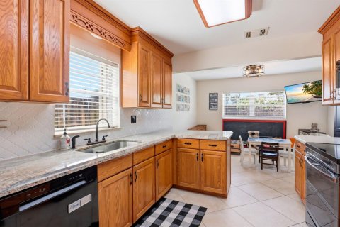 Villa ou maison à vendre à Boca Raton, Floride: 3 chambres, 171.68 m2 № 2419422 - photo 11