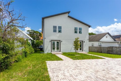 Townhouse in Tampa, Florida 3 bedrooms, 202.06 sq.m. № 1837986 - photo 27