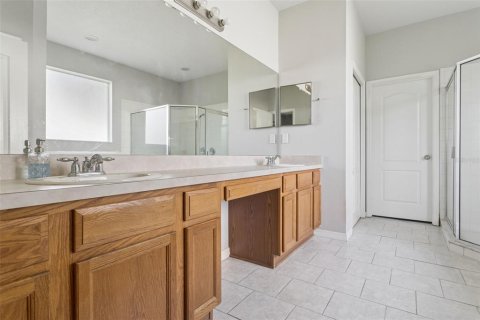 Villa ou maison à vendre à Land O' Lakes, Floride: 5 chambres, 236.53 m2 № 2413904 - photo 18