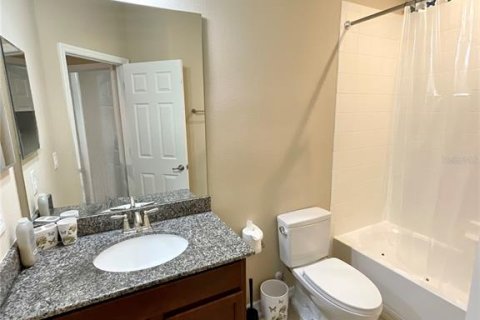 Touwnhouse à louer à Dunedin, Floride: 3 chambres, 138.33 m2 № 2388309 - photo 14