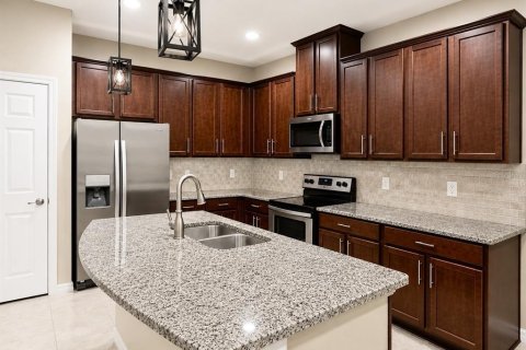 Touwnhouse à louer à Dunedin, Floride: 3 chambres, 138.33 m2 № 2388309 - photo 7