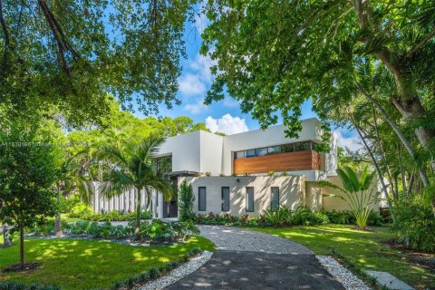 Купить виллу или дом в Майами, Флорида 5 спален, 390.93м2, № 1804606 - фото 25