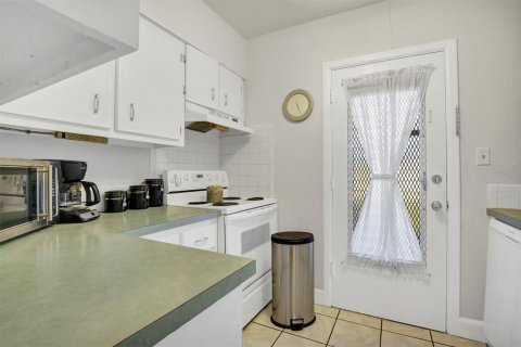 Condo in Lakeland, Florida, 2 bedrooms  № 2103159 - photo 6