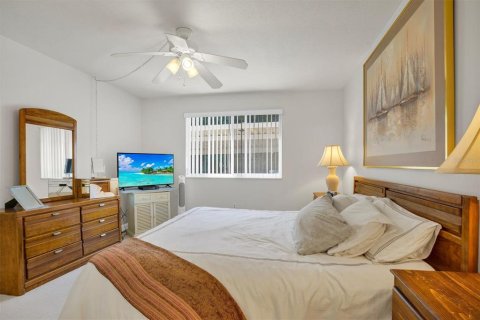 Condo in Lakeland, Florida, 2 bedrooms  № 2103159 - photo 19
