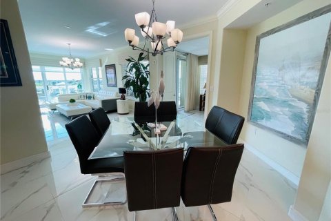 Condo in Daytona Beach, Florida, 2 bedrooms  № 1774810 - photo 9