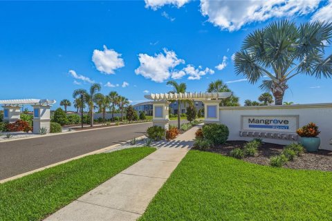 Townhouse in Apollo Beach, Florida 3 bedrooms, 167.41 sq.m. № 2217419 - photo 20