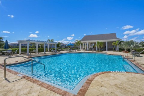 Townhouse in Apollo Beach, Florida 3 bedrooms, 167.41 sq.m. № 2217419 - photo 17