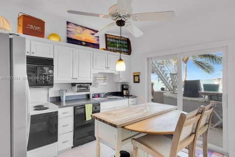 Villa ou maison à vendre à Islamorada, Village of Islands, Floride: 4 chambres № 1996197 - photo 28