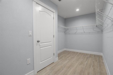 House in Lakeland, Florida 3 bedrooms, 239.97 sq.m. № 2223361 - photo 28