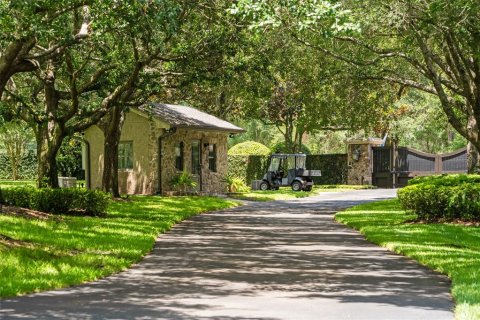 House in Longwood, Florida 10 bedrooms, 2388.15 sq.m. № 1886167 - photo 4