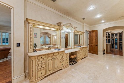House in Longwood, Florida 10 bedrooms, 2388.15 sq.m. № 1886167 - photo 26