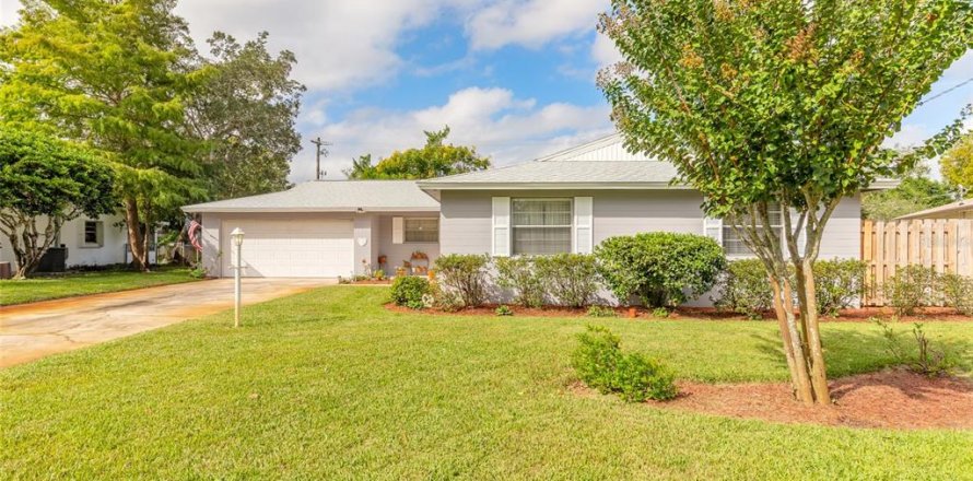 Casa en Ormond Beach, Florida 3 dormitorios, 163.04 m2 № 2427306