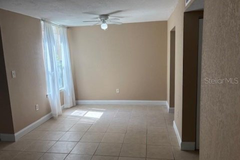 Condo in Altamonte Springs, Florida, 1 bedroom  № 1870599 - photo 6