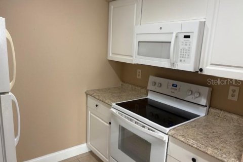 Condo in Altamonte Springs, Florida, 1 bedroom  № 1870599 - photo 9