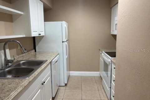 Condo in Altamonte Springs, Florida, 1 bedroom  № 1870599 - photo 8