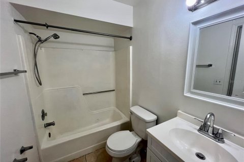 Appartement à louer à Kissimmee, Floride: 2 chambres, 105.54 m2 № 2416691 - photo 10