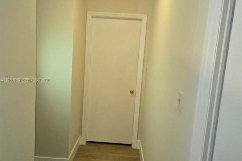 Copropriété à vendre à Miami, Floride: 2 chambres, 82.78 m2 № 2091358 - photo 19