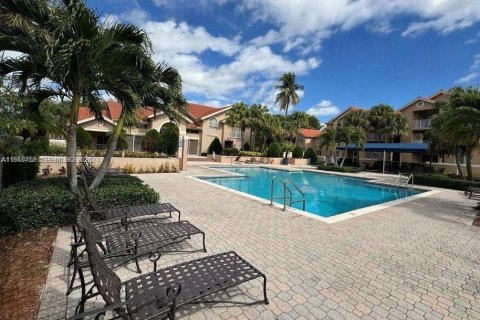 Copropriété à vendre à Miami, Floride: 2 chambres, 82.78 m2 № 2091358 - photo 8