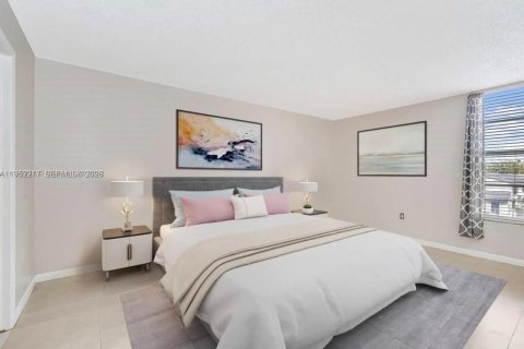 Снять в аренду кондоминиум в Майами, Флорида 2 спальни, 98.85м2, № 2007365 - фото 10