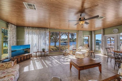 House in LaBelle, Florida 4 bedrooms № 2029833 - photo 7