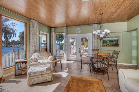 House in LaBelle, Florida 4 bedrooms № 2029833 - photo 8