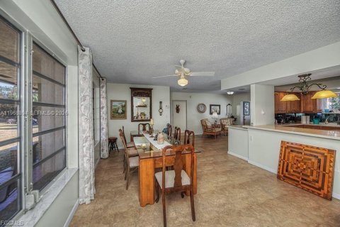 House in LaBelle, Florida 4 bedrooms № 2029833 - photo 30