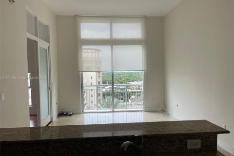 Condo in Miami, Florida, 1 bedroom  № 1888908 - photo 5