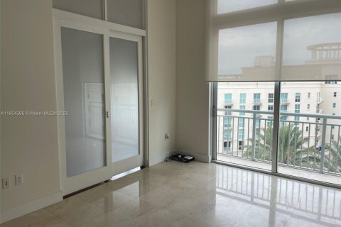 Condo in Miami, Florida, 1 bedroom  № 1888908 - photo 6