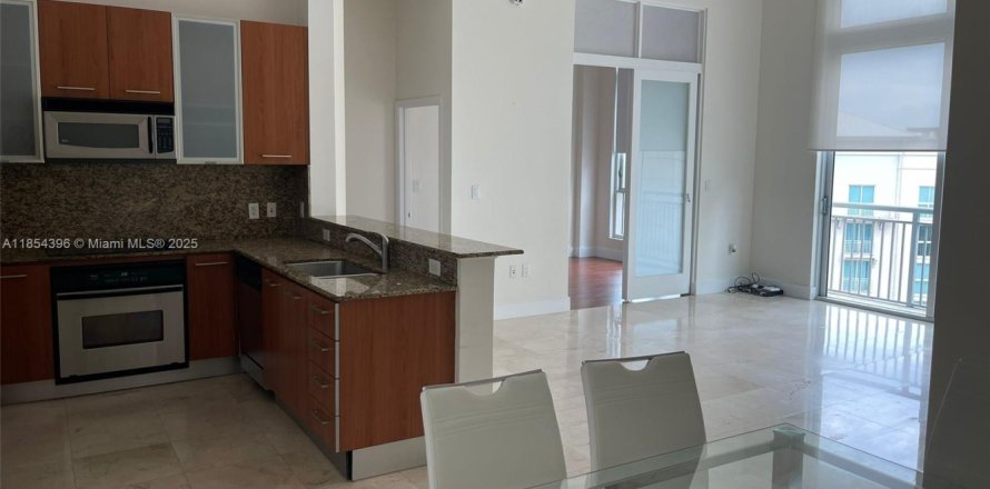 Condo in Miami, Florida, 1 bedroom № 1888908