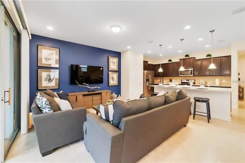 Townhouse in Kissimmee, Florida 5 bedrooms, 210.42 sq.m. № 1554268 - photo 6