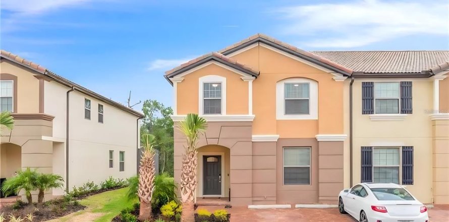 Townhouse in Kissimmee, Florida 5 bedrooms, 210.42 sq.m. № 1554268