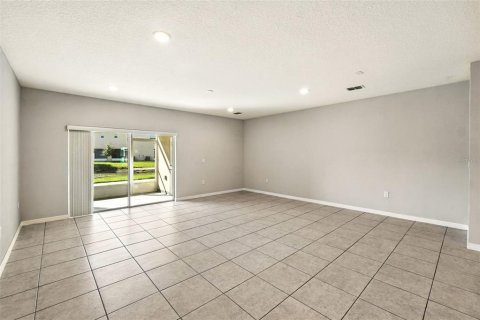 Townhouse in Kissimmee, Florida 3 bedrooms, 163.69 sq.m. № 1838896 - photo 14