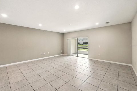 Townhouse in Kissimmee, Florida 3 bedrooms, 163.69 sq.m. № 1838896 - photo 12