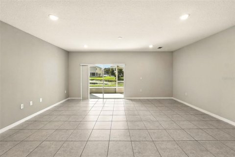 Townhouse in Kissimmee, Florida 3 bedrooms, 163.69 sq.m. № 1838896 - photo 13