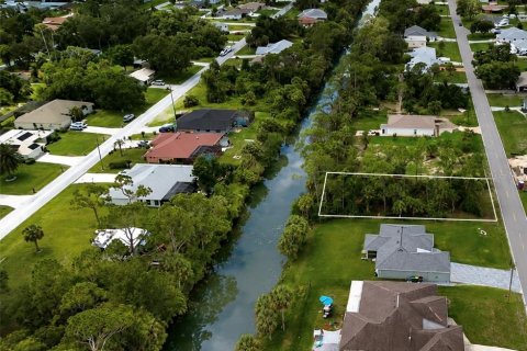 Land in Port Charlotte, Florida № 2224757 - photo 2