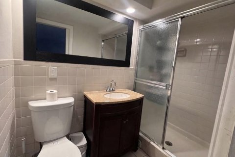 Villa ou maison à vendre à Port Richey, Floride: 2 chambres, 134.52 m2 № 2398634 - photo 14