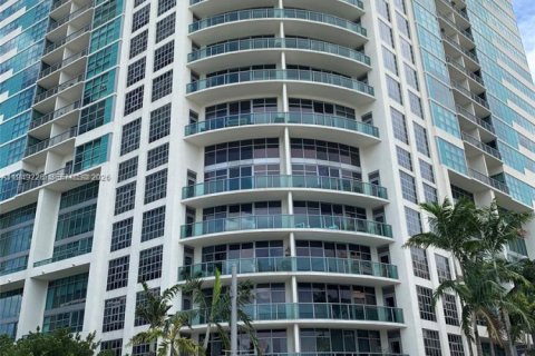 Снять в аренду кондоминиум в Майами, Флорида 1 спальня, 79.99м2, № 2005105 - фото 23