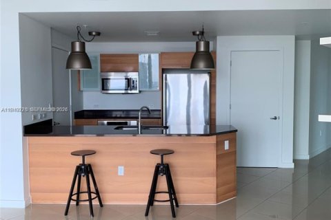 Снять в аренду кондоминиум в Майами, Флорида 1 спальня, 79.99м2, № 2005105 - фото 3