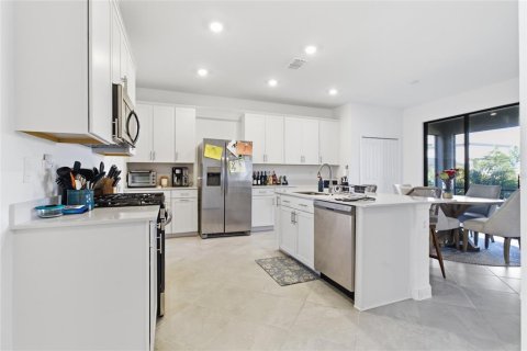 Villa ou maison à vendre à Bradenton, Floride: 5 chambres, 302.58 m2 № 2138623 - photo 13
