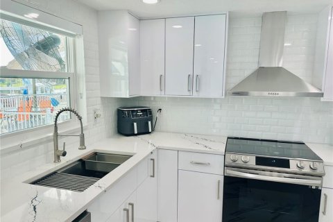 Casa en venta en New Port Richey, Florida, 3 dormitorios, 123.19 m2 № 1858177 - foto 15