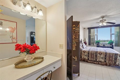Copropriété à vendre à Hollywood, Floride: 2 chambres, 105.17 m2 № 2243928 - photo 21