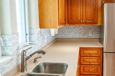 Villa ou maison à louer à Fort Lauderdale, Floride: 3 chambres, 106.84 m2 № 2300593 - photo 8