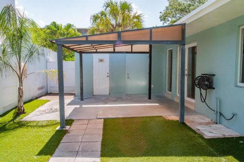 Villa ou maison à louer à Fort Lauderdale, Floride: 3 chambres, 106.84 m2 № 2300593 - photo 22
