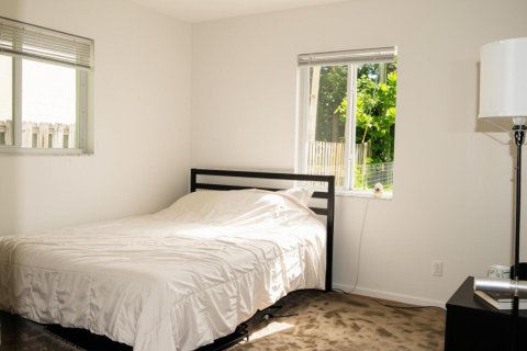 Villa ou maison à louer à Fort Lauderdale, Floride: 3 chambres, 106.84 m2 № 2300593 - photo 12