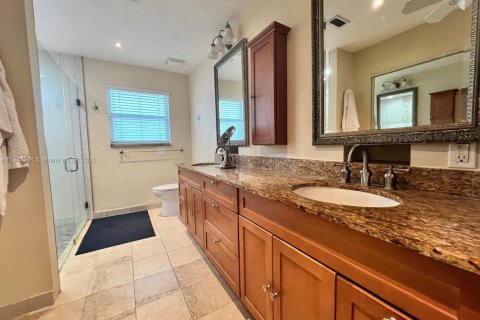 Casa en venta en Miami, Florida, 5 dormitorios, 201.04 m2 № 1972041 - foto 13