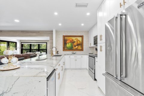 Купить виллу или дом в Окленд-Парк, Флорида 3 спальни, 197.88м2, № 1874961 - фото 5