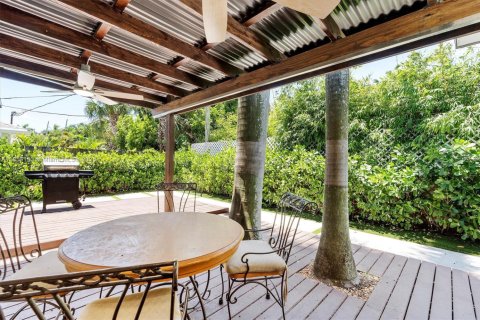 Купить виллу или дом в Окленд-Парк, Флорида 3 спальни, 197.88м2, № 1874961 - фото 28