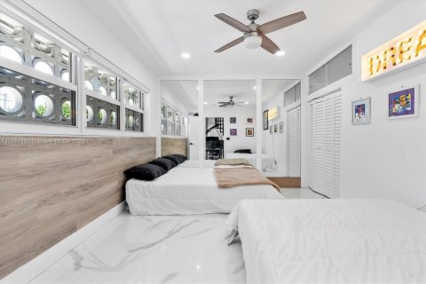 Купить виллу или дом в Окленд-Парк, Флорида 3 спальни, 197.88м2, № 1874961 - фото 18